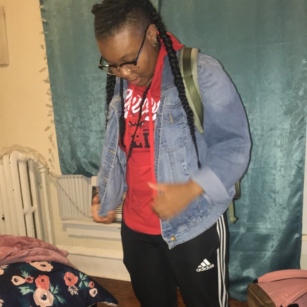 Meet your Posher, Sabby